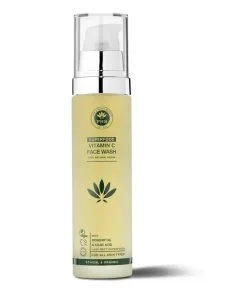 superfood-pena-za-ciscenje-obraza-z-vitaminom-C-sipkom-in-kojicno-kislino-phb-ethical-beauty-znamka-orca-naravna-kozmetika-2